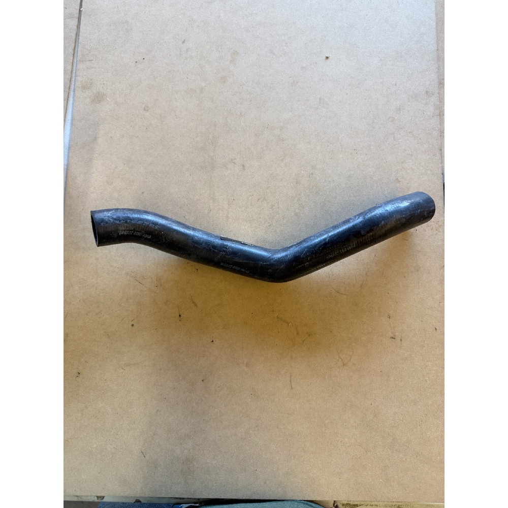 Upper Radiator Hose Gates 23472 - Picture 3 of 3